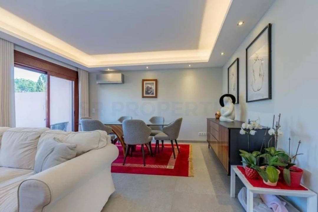 Moradia T3 para Venda em Quarteira Foto 8