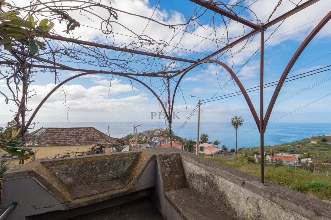 Moradia T10 para Venda em Canhas Foto 22