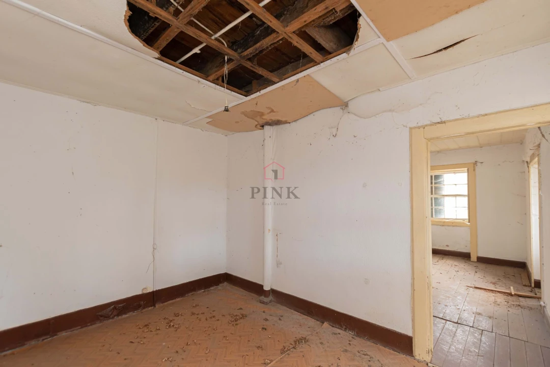 Moradia T10 para Venda em Canhas Foto 19