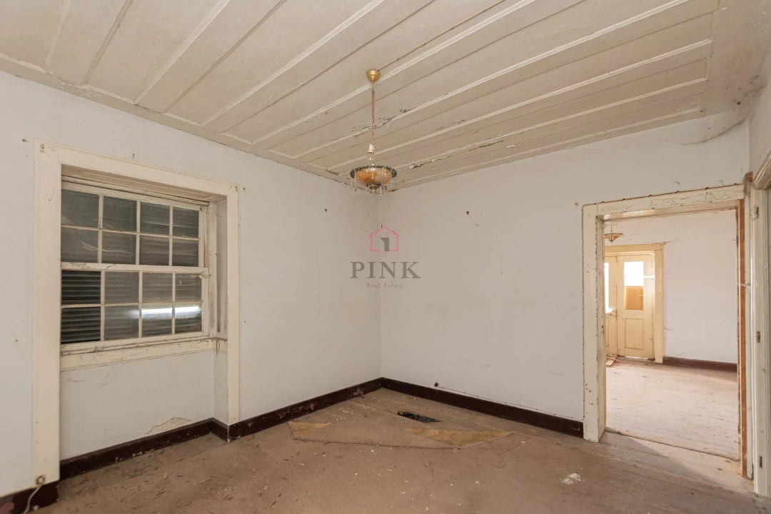 Moradia T10 para Venda em Canhas Foto 17