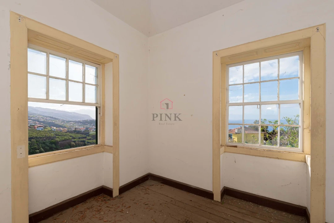 Moradia T10 para Venda em Canhas Foto 11