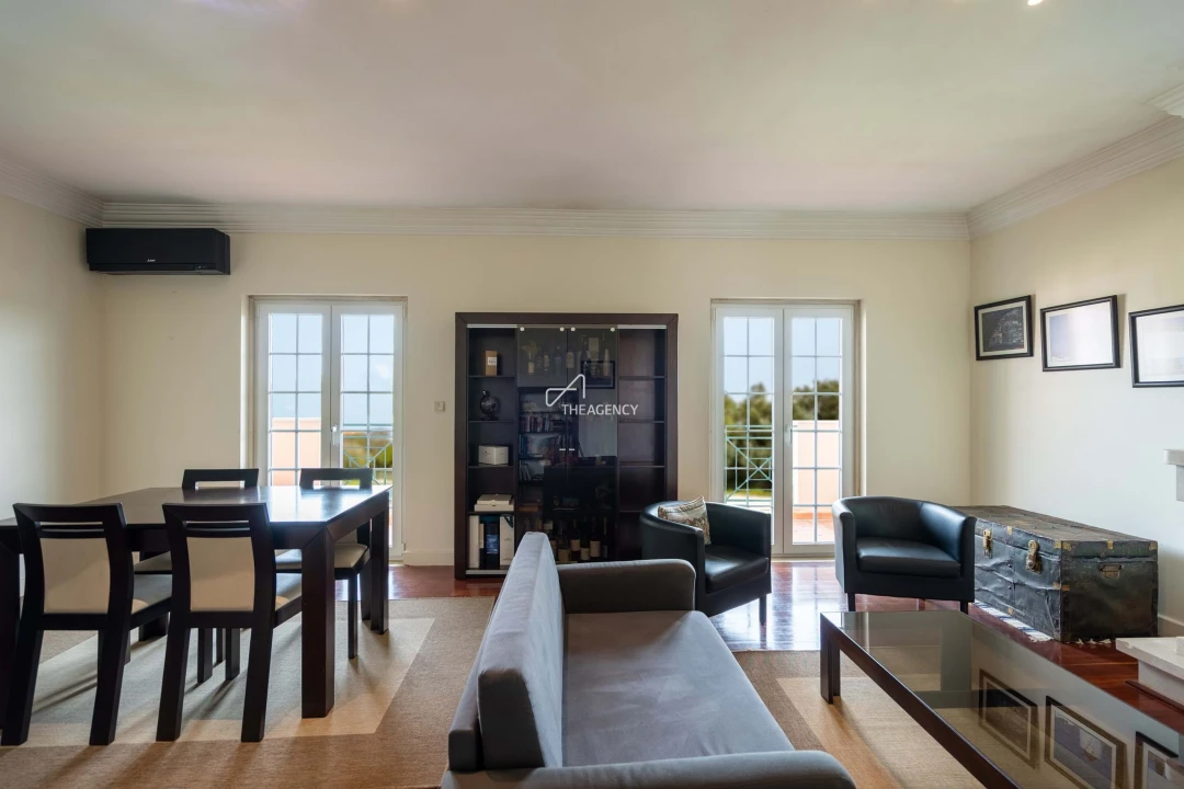 Apartamento T2 para Venda em Agualva e Mira-Sintra Foto 3