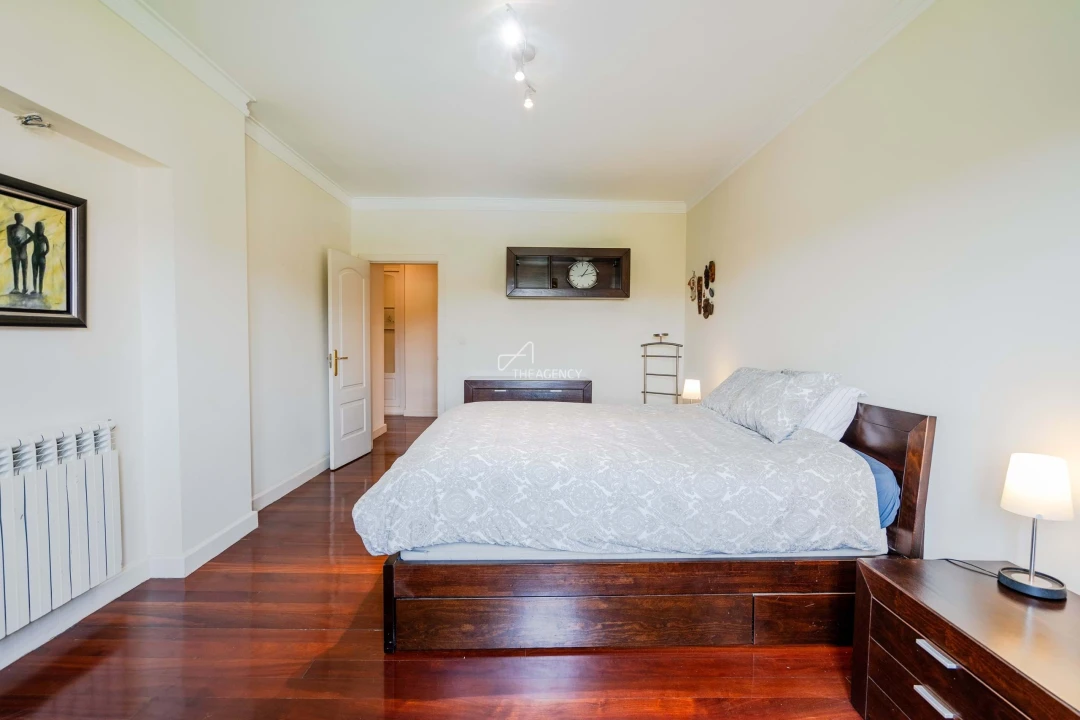 Apartamento T2 para Venda em Agualva e Mira-Sintra Foto 15