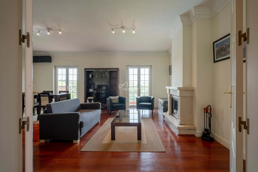 Apartamento T2 para Venda em Agualva e Mira-Sintra Foto 7