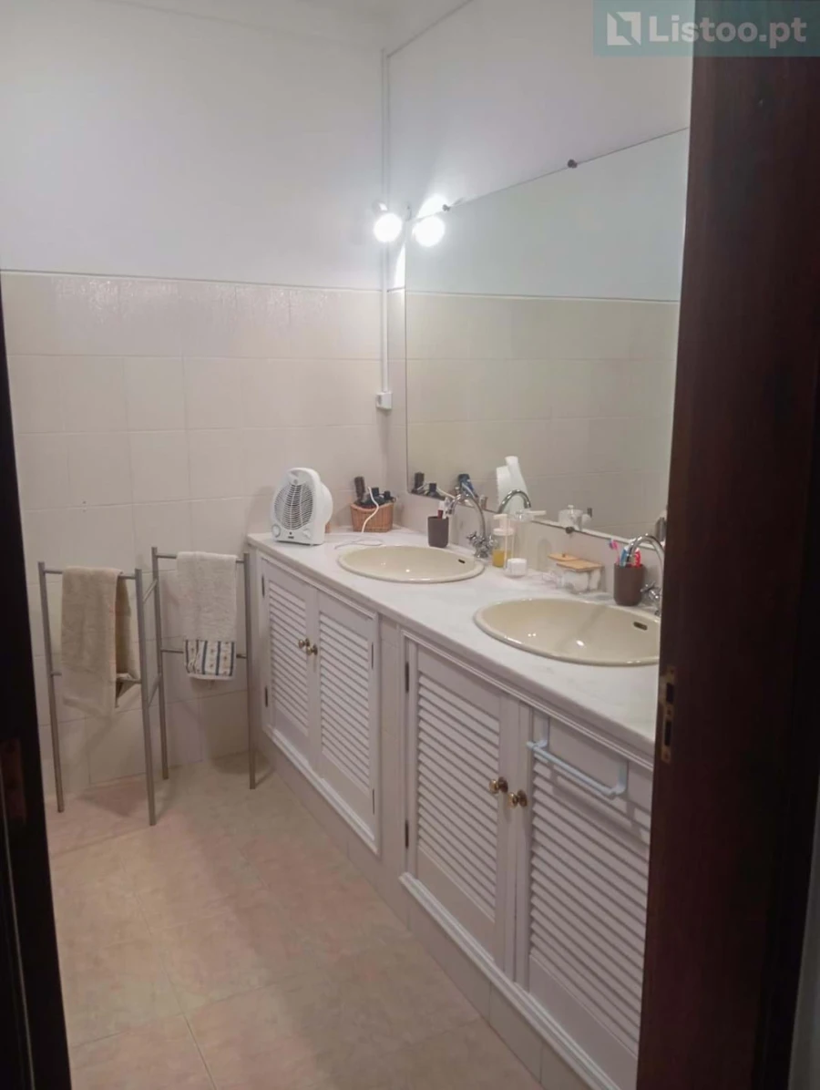 Moradia T5 para Venda em Nossa Senhora da Expectação Foto 26