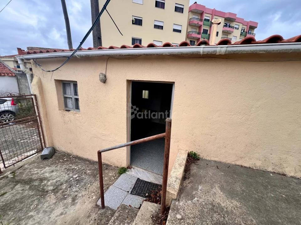 Moradia T4 para Venda em Agualva e Mira-Sintra Foto 11