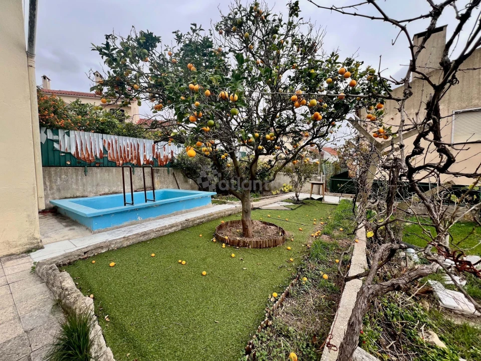 Moradia T4 para Venda em Agualva e Mira-Sintra Foto 33