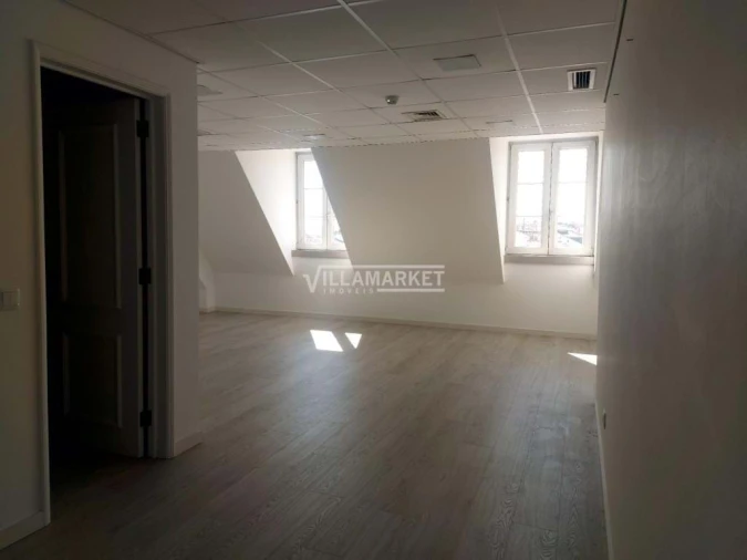 Negócio para Venda em Santa Maria Maior Foto 4