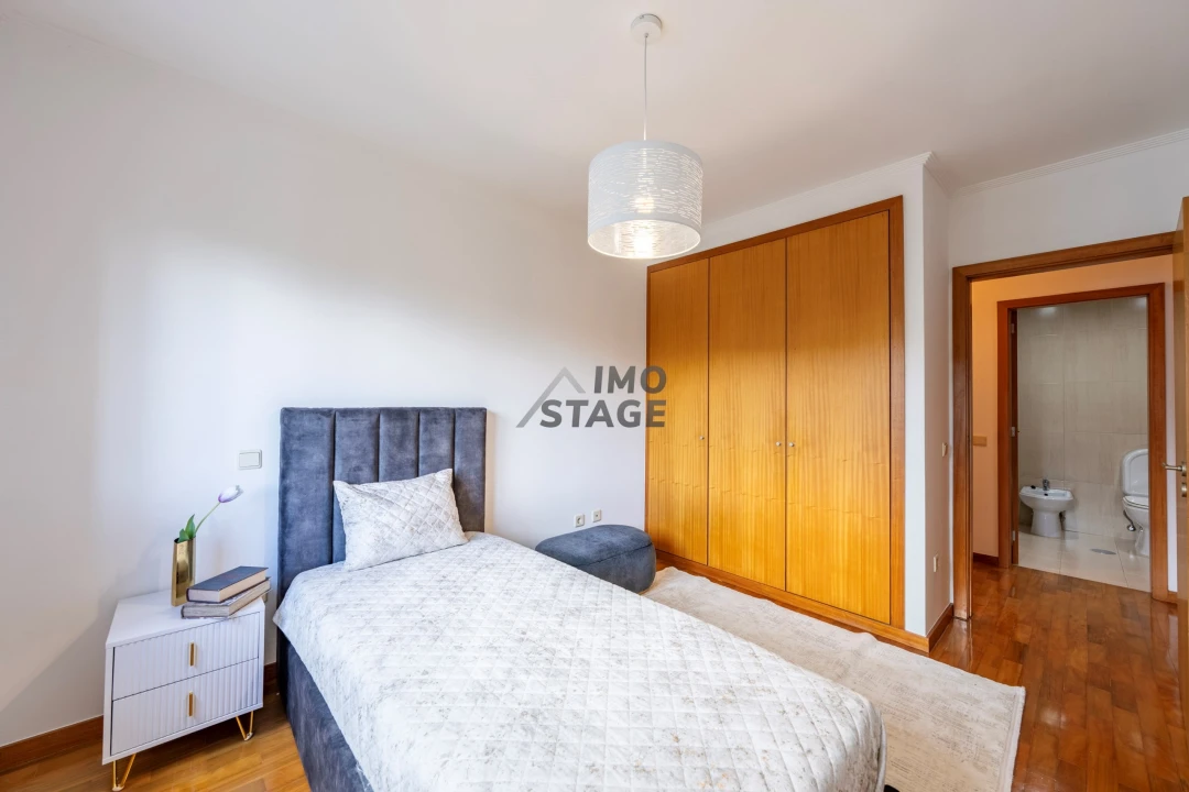 Apartamento T2 para Venda em Valongo Foto 18