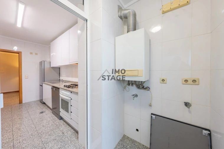 Apartamento T2 para Venda em Valongo Foto 14
