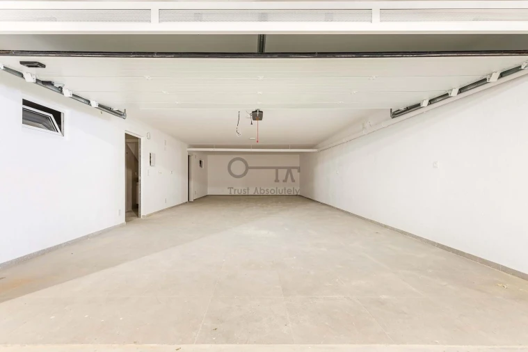 Moradia T4 para Venda em Alcabideche Foto 30