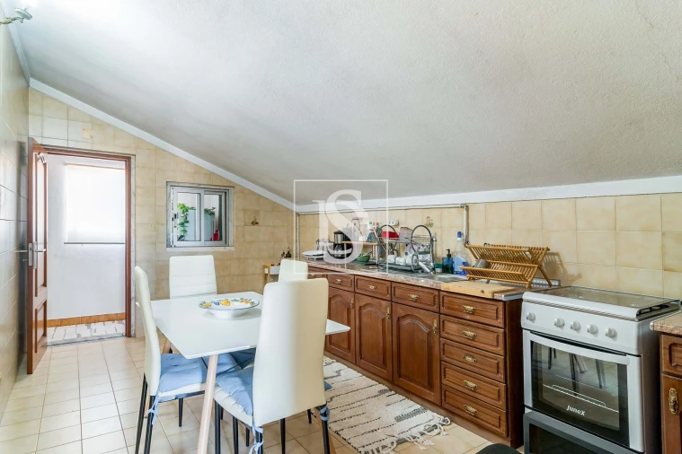 Moradia T5 para Venda em Charneca de Caparica e Sobreda Foto 22