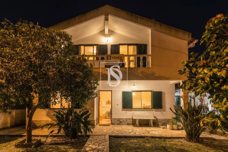 Moradia T5 para Venda em Charneca de Caparica e Sobreda Foto 6