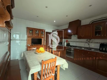 Moradia T3 para Venda em Real, Dume e Semelhe