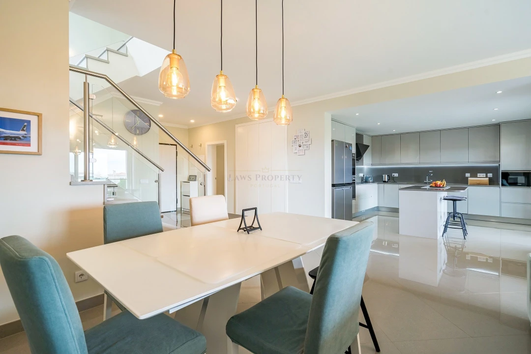 Moradia T5 para Venda em Lagos (São Sebastião e Santa Maria) Foto 7