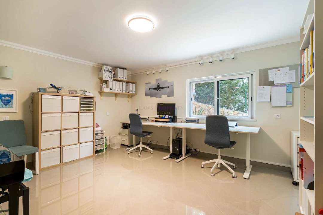 Moradia T5 para Venda em Lagos (São Sebastião e Santa Maria) Foto 17