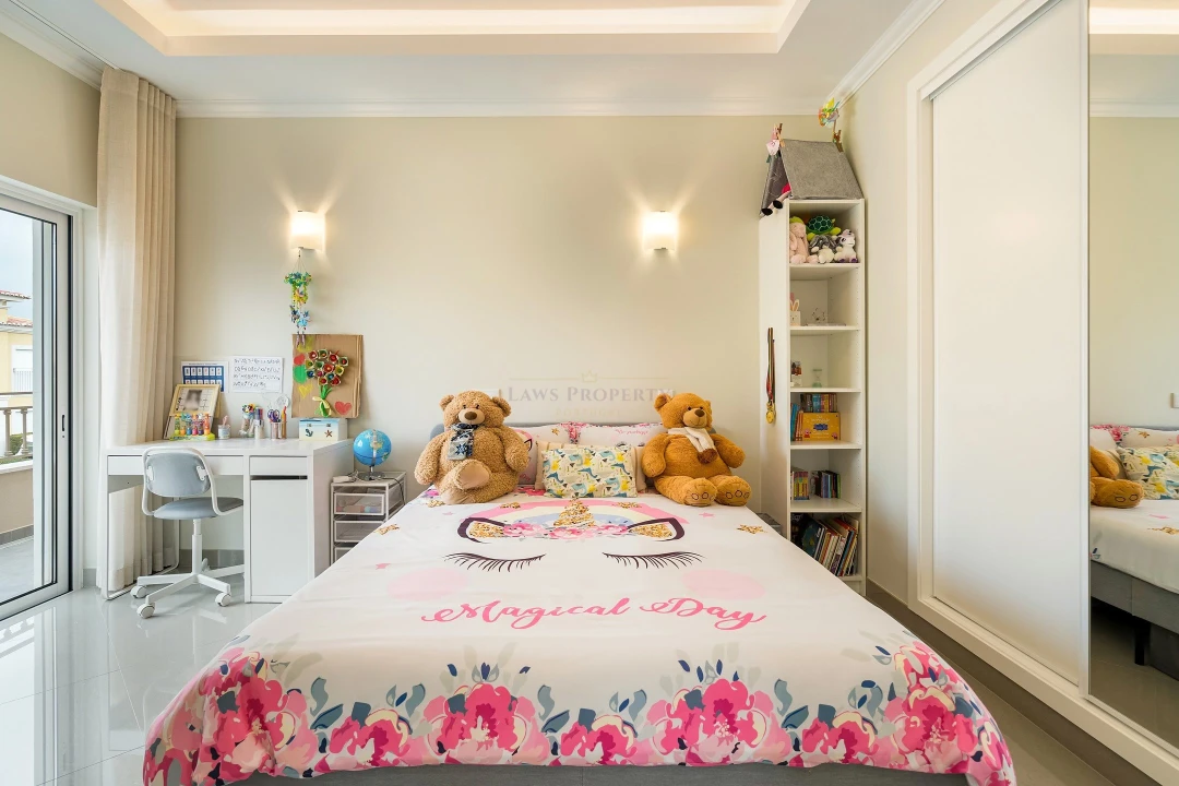 Moradia T5 para Venda em Lagos (São Sebastião e Santa Maria) Foto 12