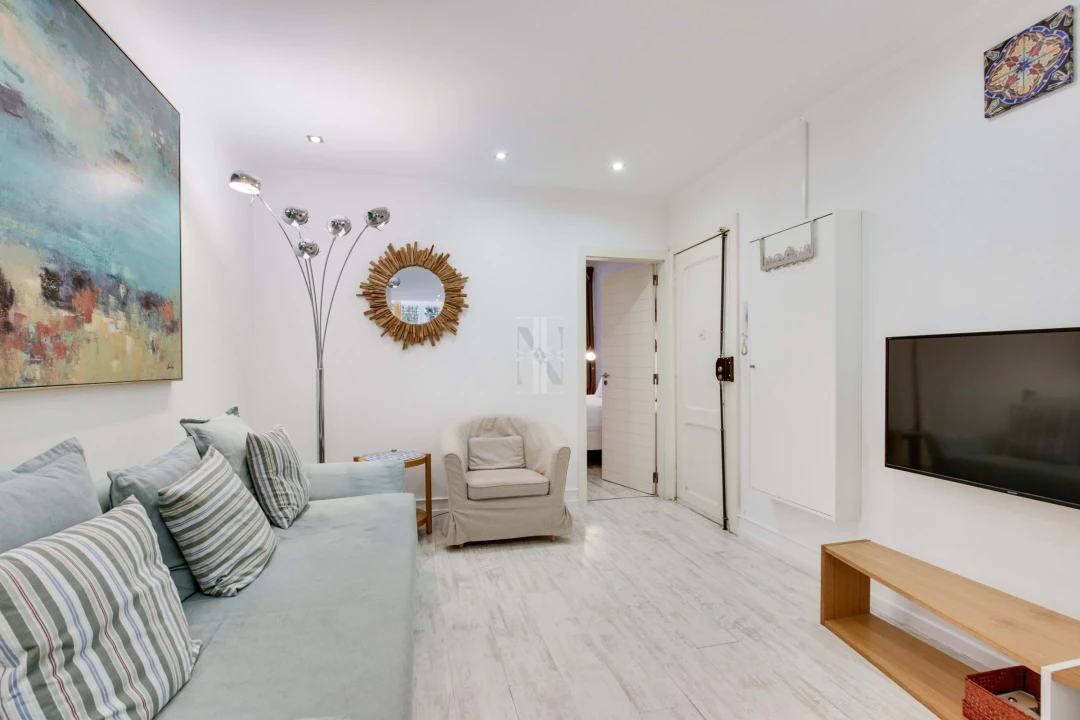 Apartamento T1 para Arrendamento em Arroios Foto 10