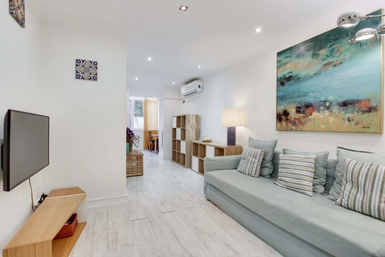Apartamento T1 para Arrendamento em Arroios Foto 9