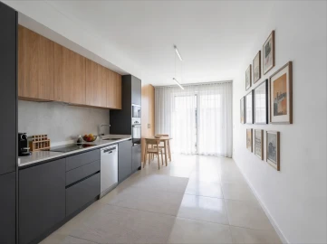 Moradia T4 para Venda em Fernao Ferro