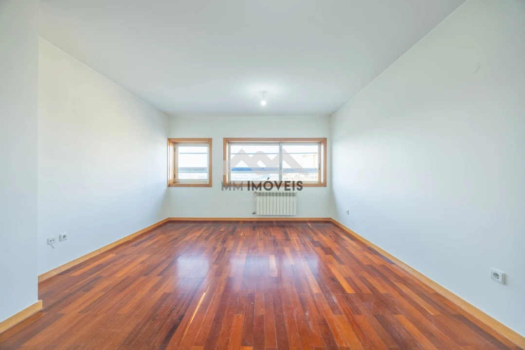 Apartamento T1 para Arrendamento em Pedrouços Foto 4