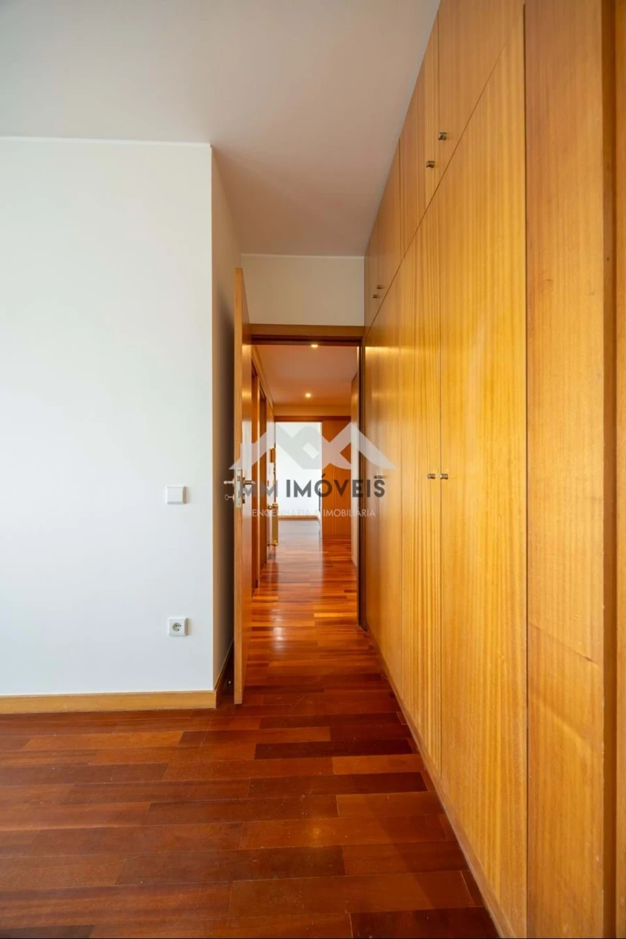 Apartamento T1 para Arrendamento em Pedrouços Foto 17