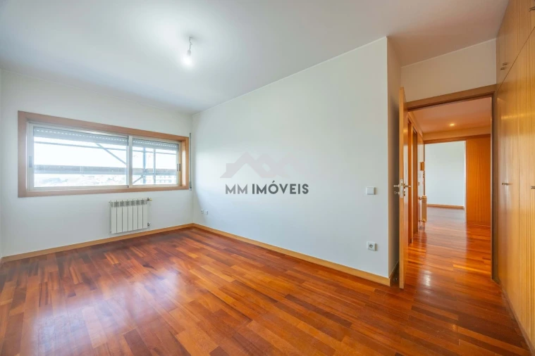 Apartamento T1 para Arrendamento em Pedrouços Foto 6