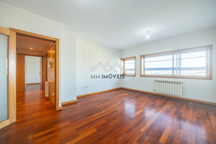 Apartamento T1 para Arrendamento em Pedrouços Foto 1