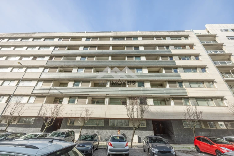 Apartamento T1 para Arrendamento em Pedrouços Foto 12