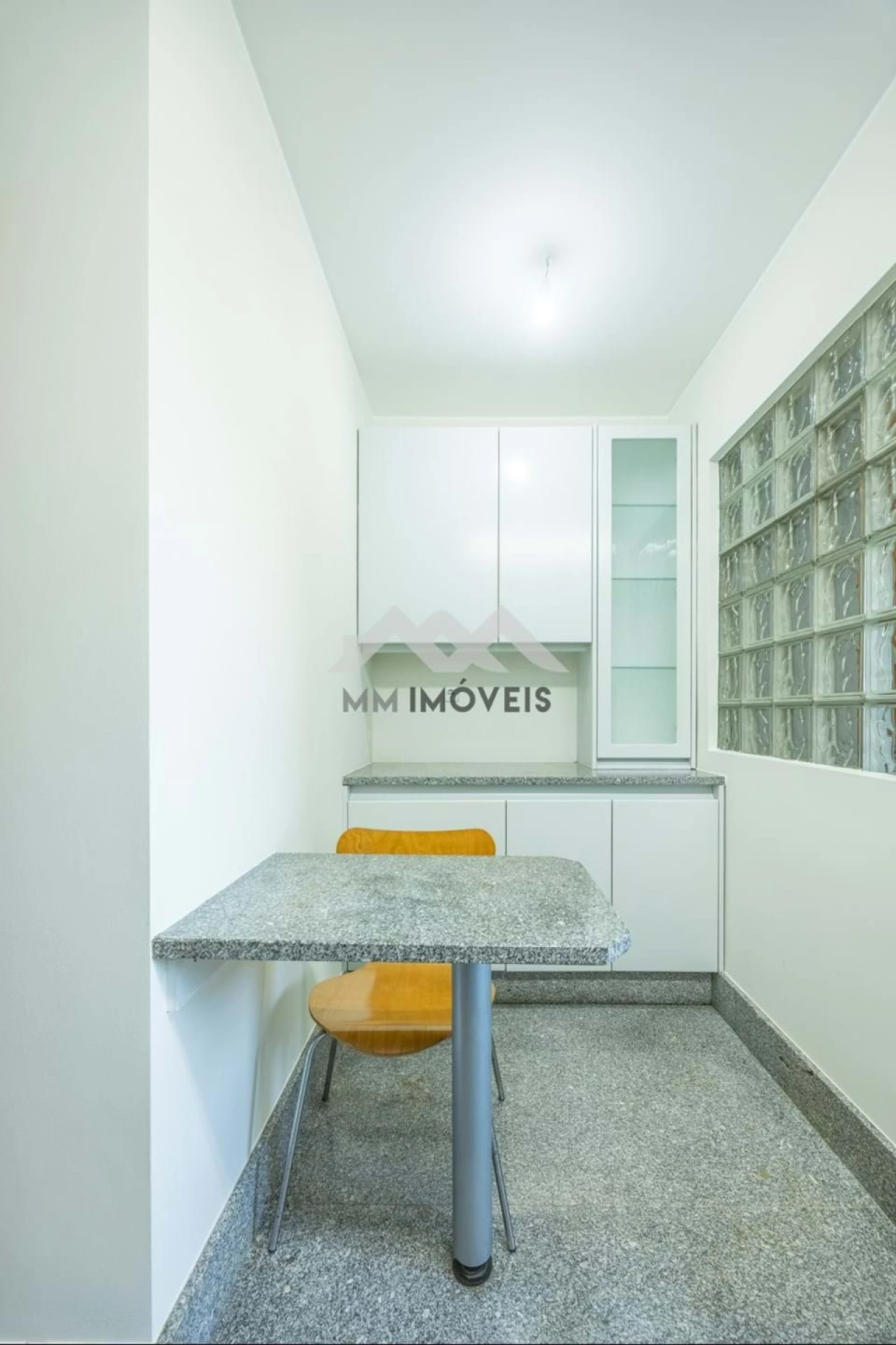 Apartamento T1 para Arrendamento em Pedrouços Foto 15