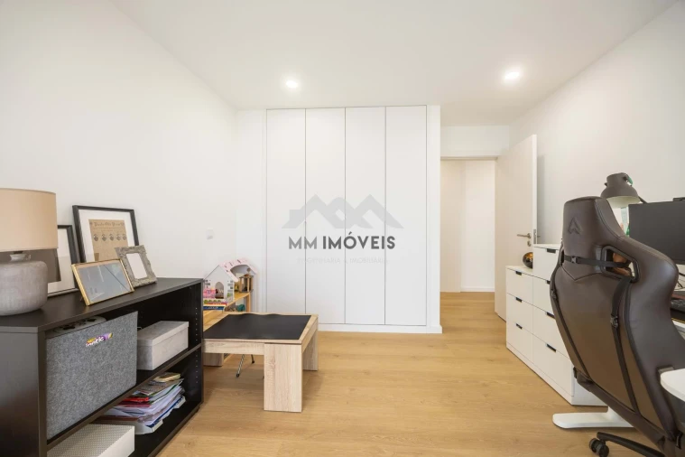 Apartamento T3 para Venda em Ermesinde Foto 35