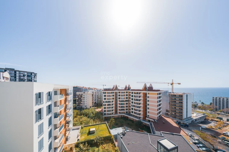 Apartamento T1 para Venda em São Martinho Foto 23