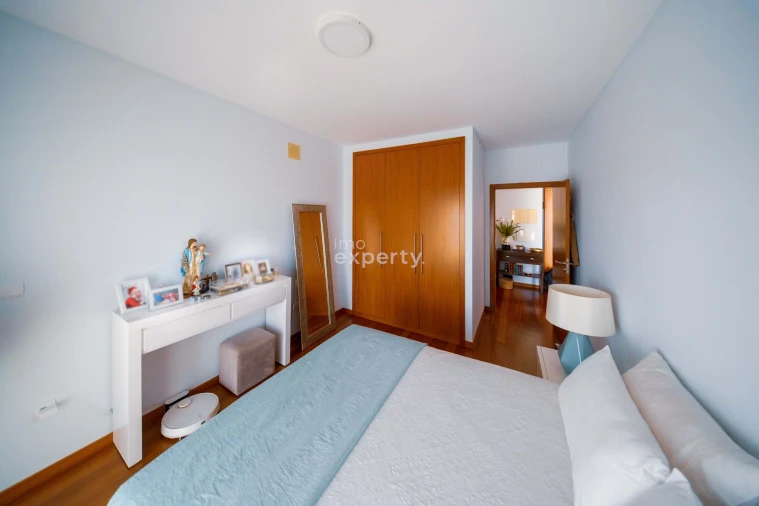 Apartamento T1 para Venda em São Martinho Foto 19