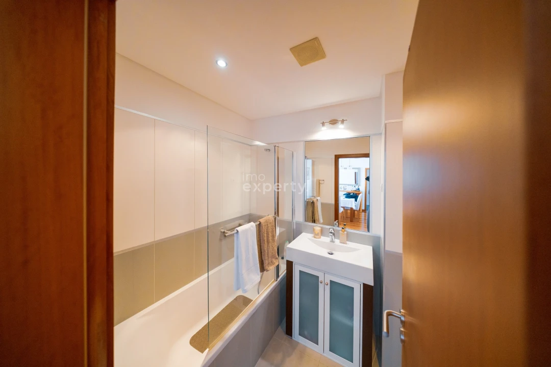 Apartamento T1 para Venda em São Martinho Foto 21