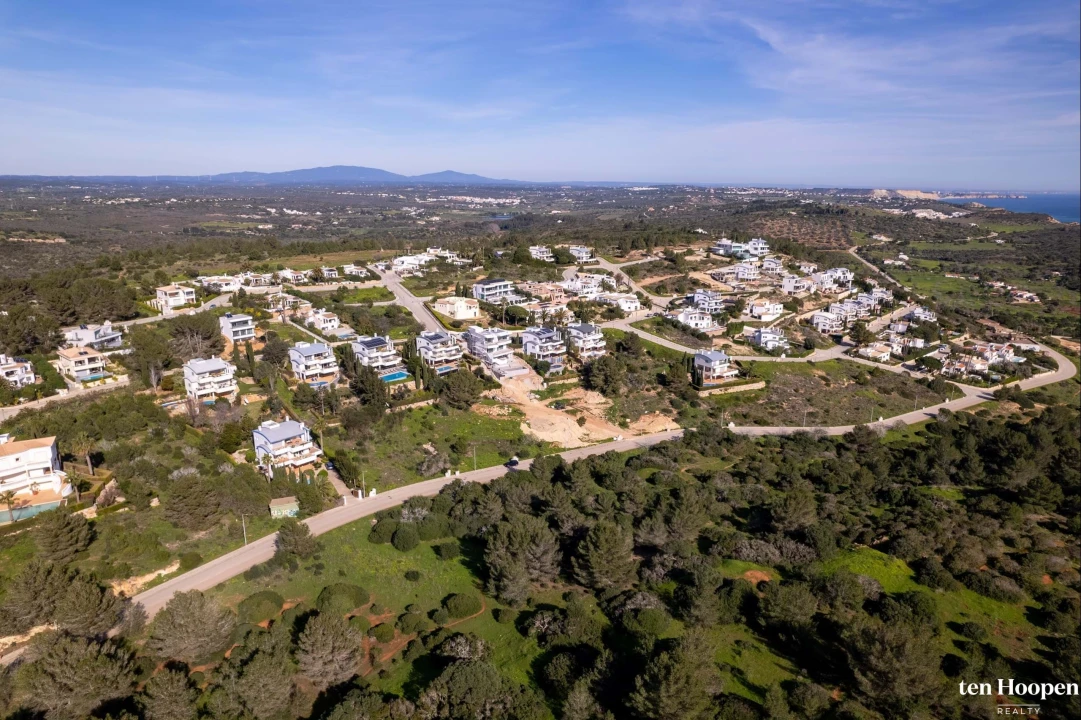 Terreno para Venda em Budens Foto 4