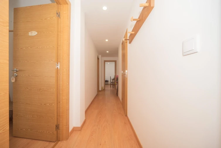 Moradia T4 para Venda em Santa Maria, São Pedro e Matacães Foto 25