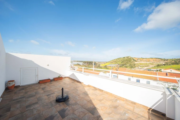 Moradia T4 para Venda em Santa Maria, São Pedro e Matacães Foto 32