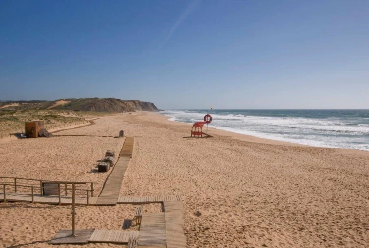 Moradia T4 para Venda em Santa Maria, São Pedro e Matacães Foto 36