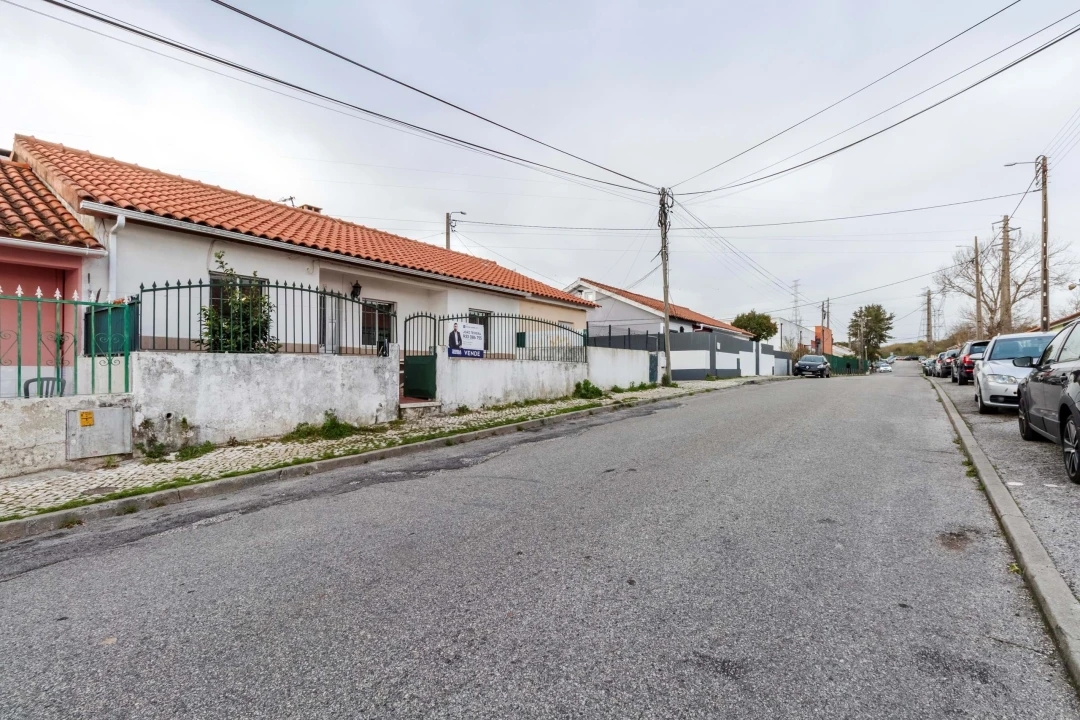 Moradia T3 para Venda em Agualva e Mira-Sintra Foto 48