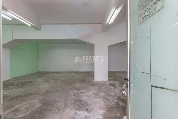 Negócio para Venda em Agualva e Mira-Sintra Foto 2