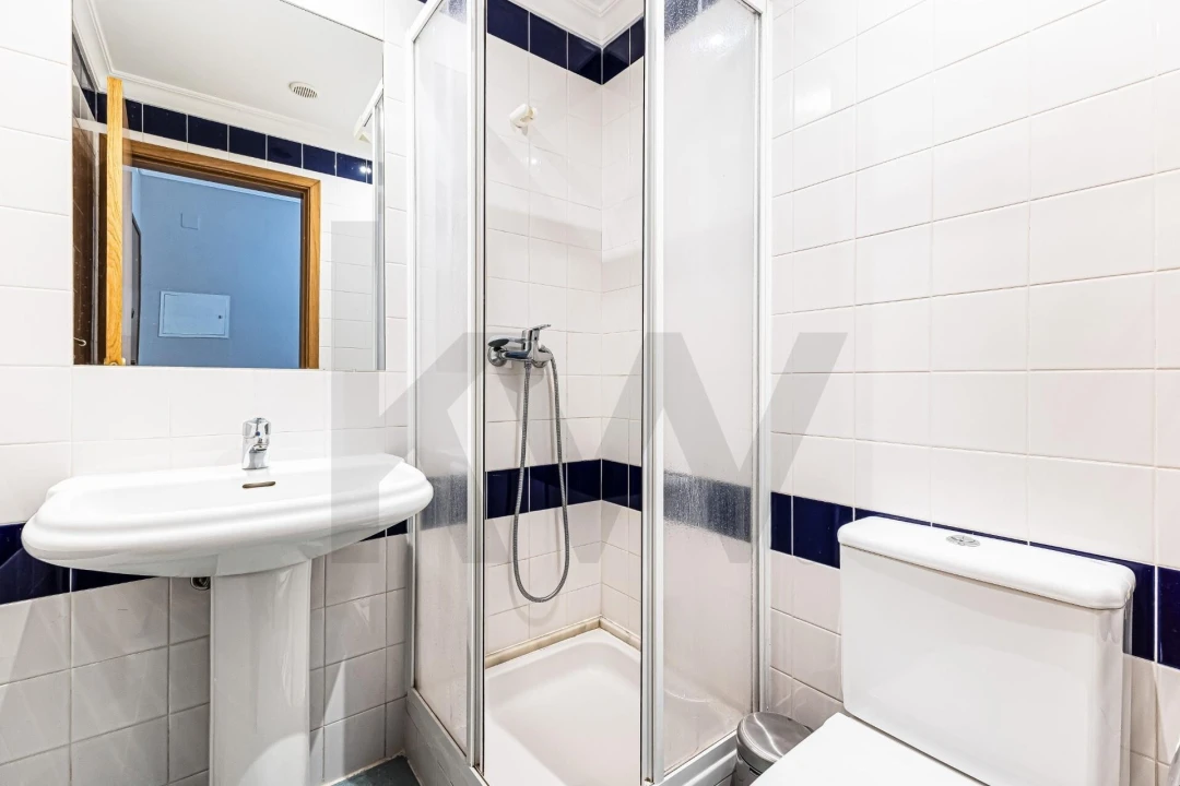 Apartamento T2 para Arrendamento férias em Guia Foto 5