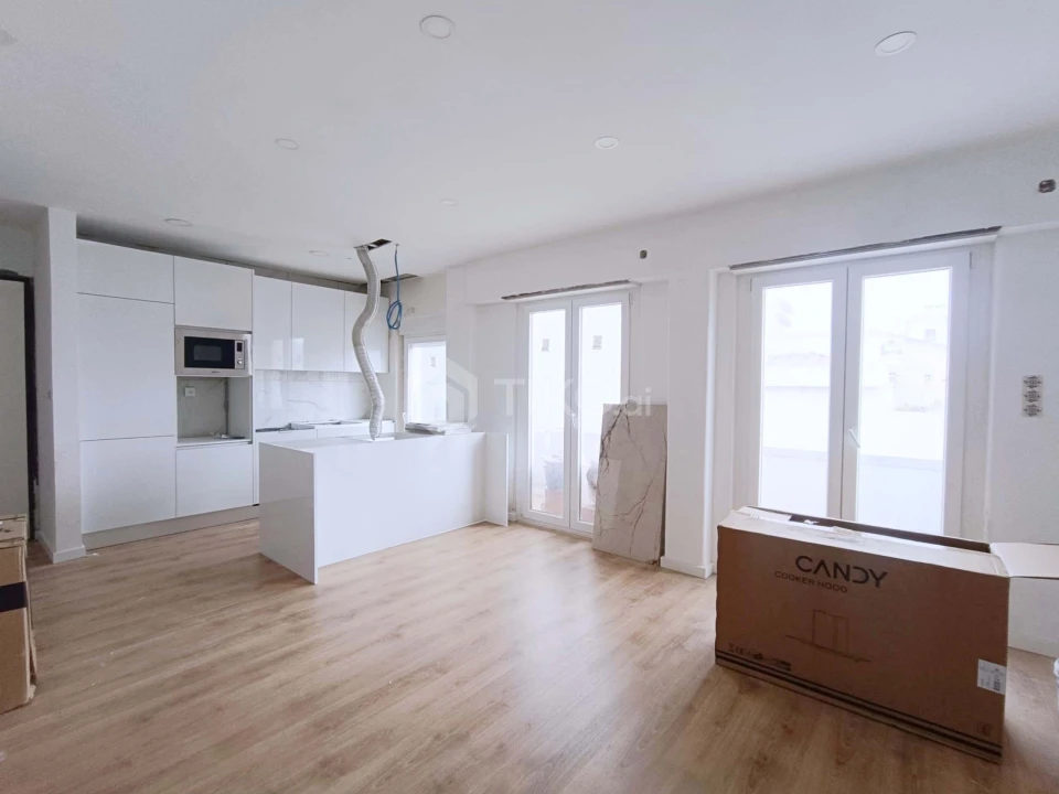 Apartamento T3 para Venda em Benfica Foto 10