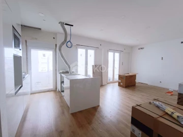 Apartamento T3 para Venda em Benfica