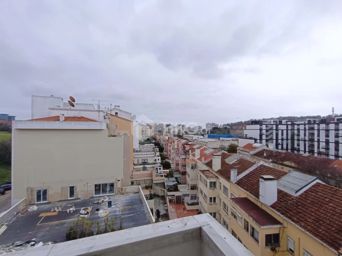 Apartamento T3 para Venda em Benfica Foto 13