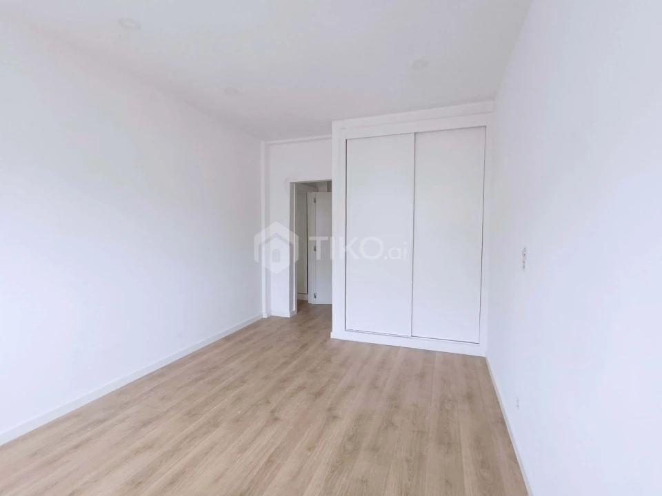 Apartamento T3 para Venda em Benfica Foto 17