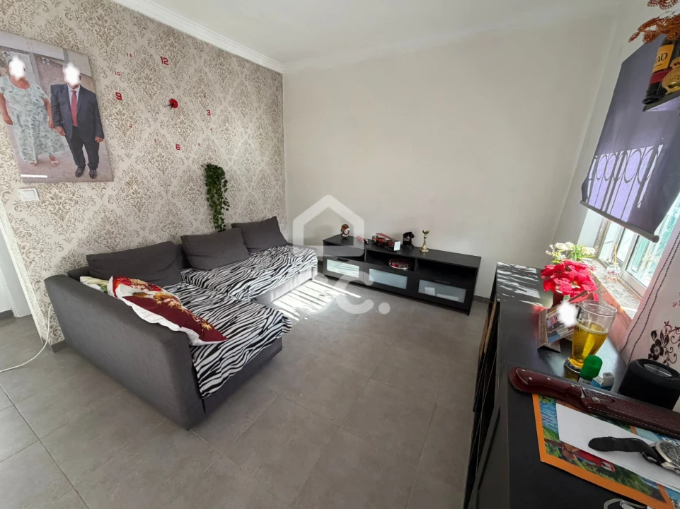 Moradia T2 para Venda em Carregado e Cadafais Foto 8