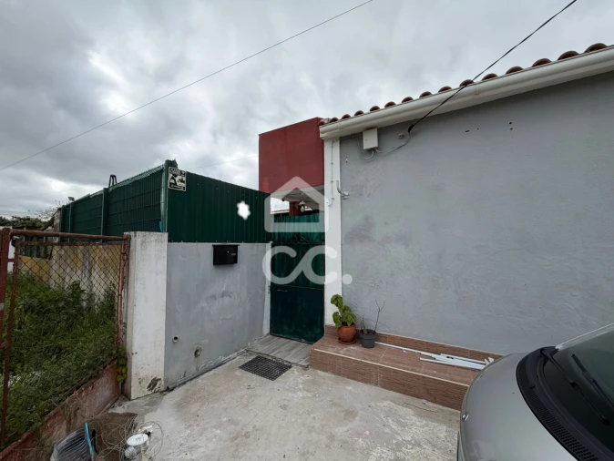 Moradia T2 para Venda em Carregado e Cadafais Foto 25