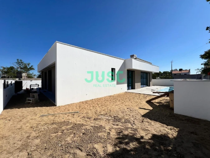 Moradia T3 para Venda em Azeitão (São Lourenço e São Simão) Foto 2