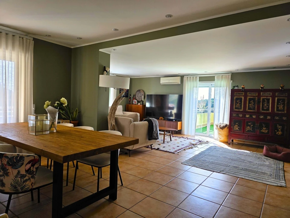 Apartamento T2 para Venda em Caparica e Trafaria Foto 32