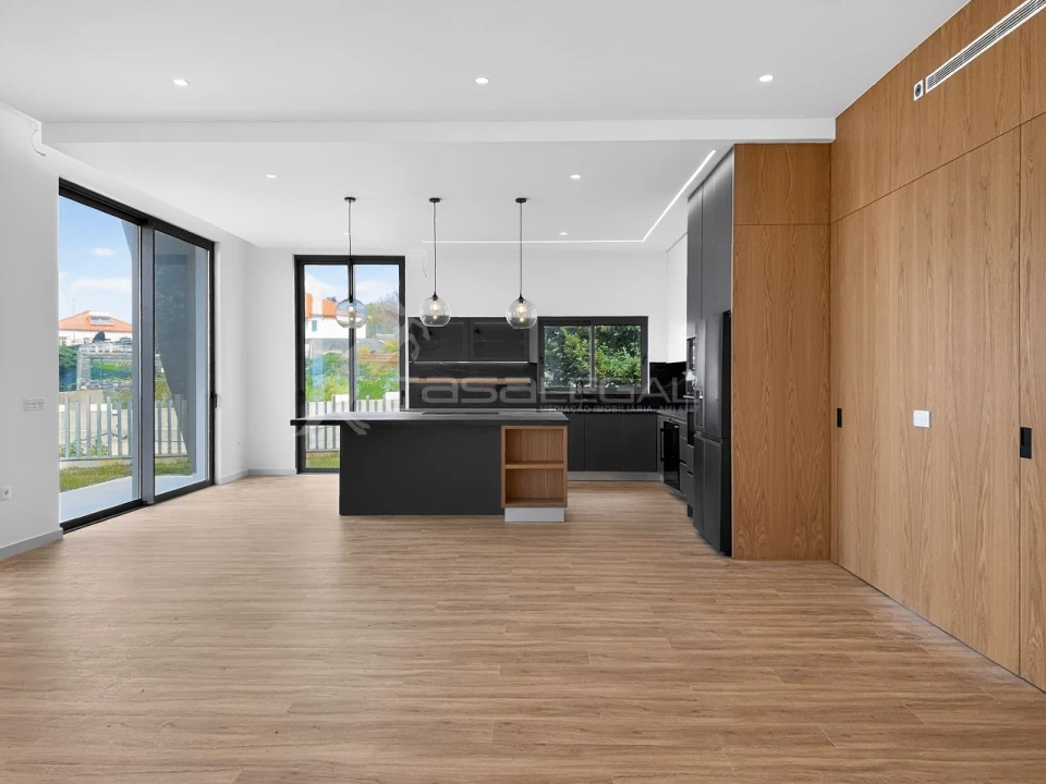 Moradia T3 para Venda em Ponta do Pargo Foto 8